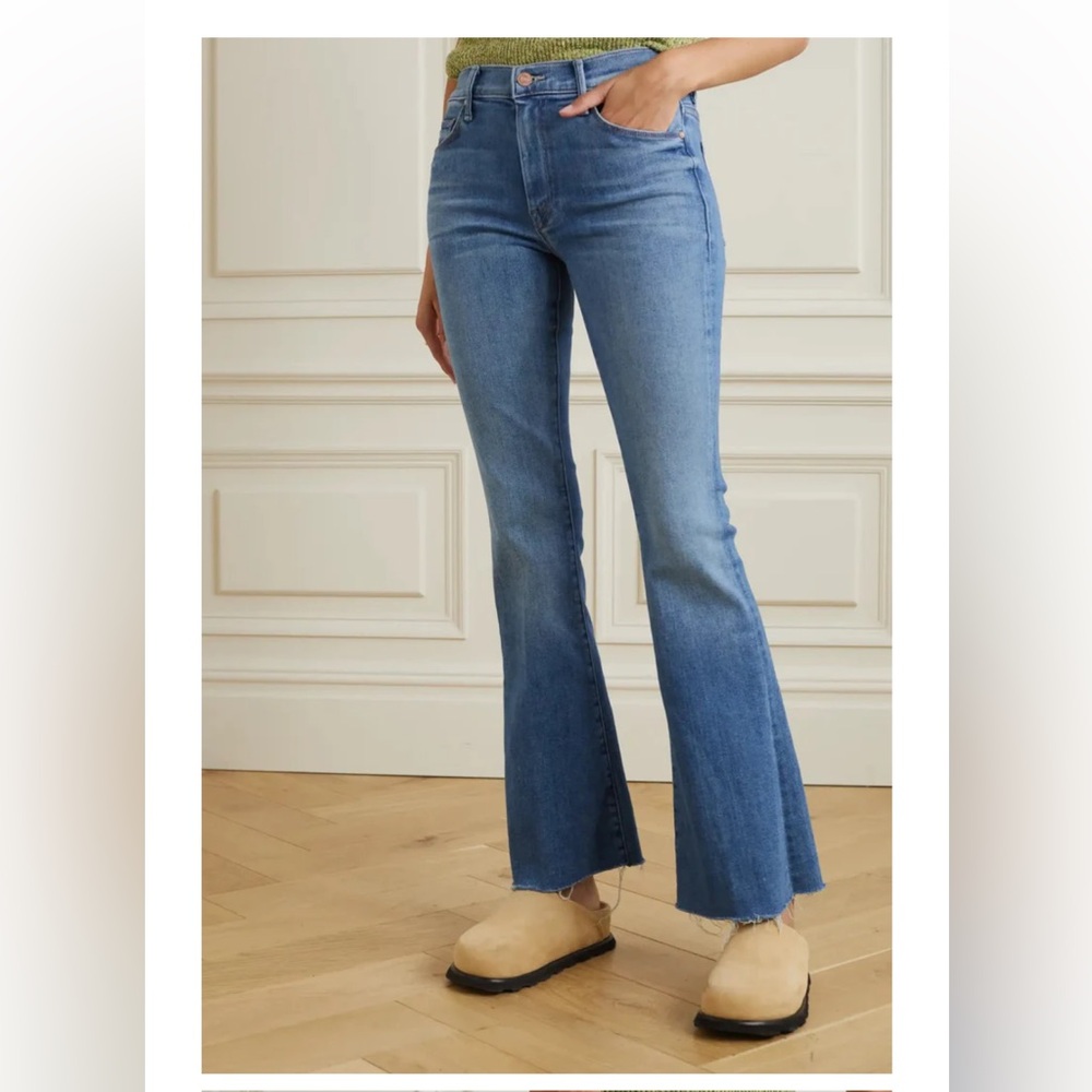 MOTHER The Weekender Fray Flare Jeans